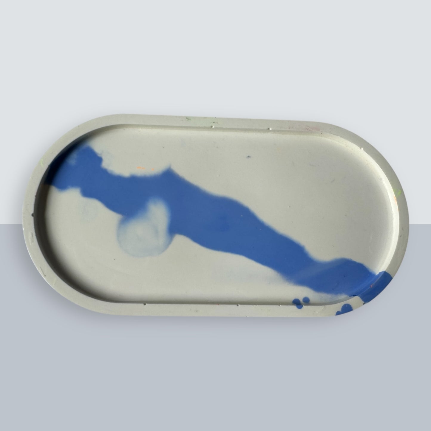 weiß- blau