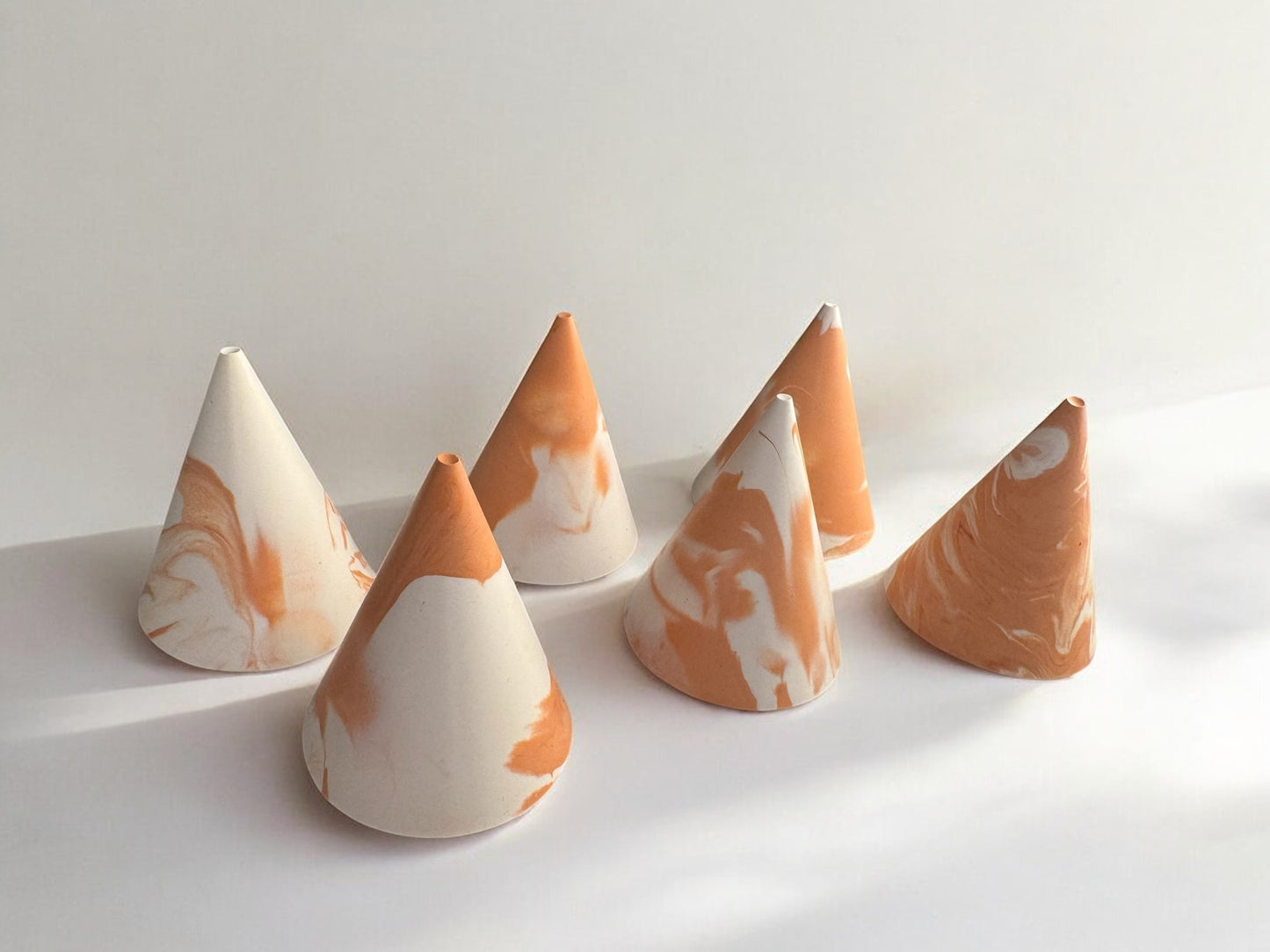 terracotta- white marble XS