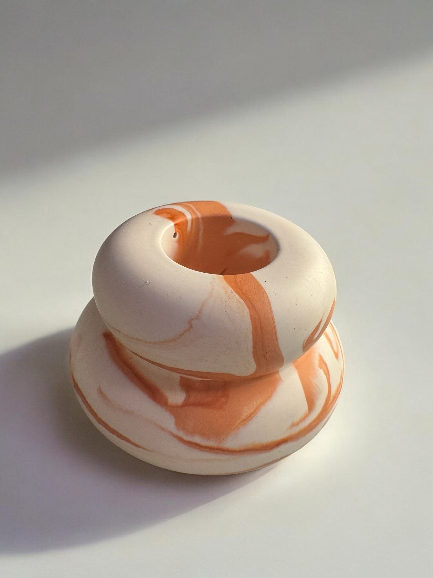 Terracotta- weiss marmoriert